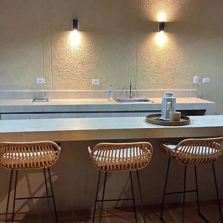 Hermoso En Manzanillo Del Mar Apartamento